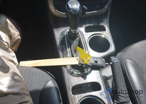 2015 Chevrolet Malibu 2Lt из США, поврежденный, VIN 1G11D5SL9FF169039